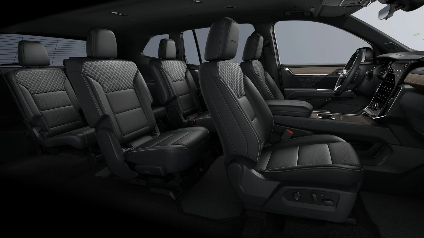 
								2025 GMC Acadia full									
